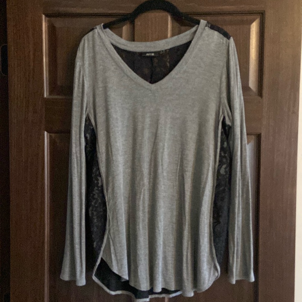 Women’s Long Sleeve